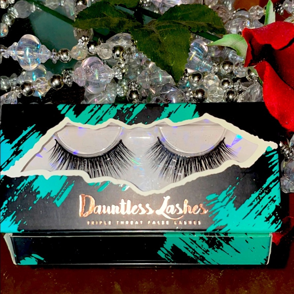 Dauntless Lashes